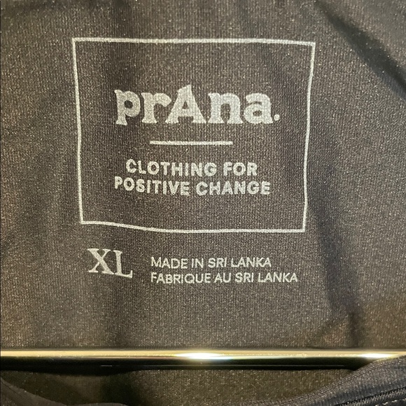 XL Prana Women's Black Long Sleeve Top - Picture 2 of 5